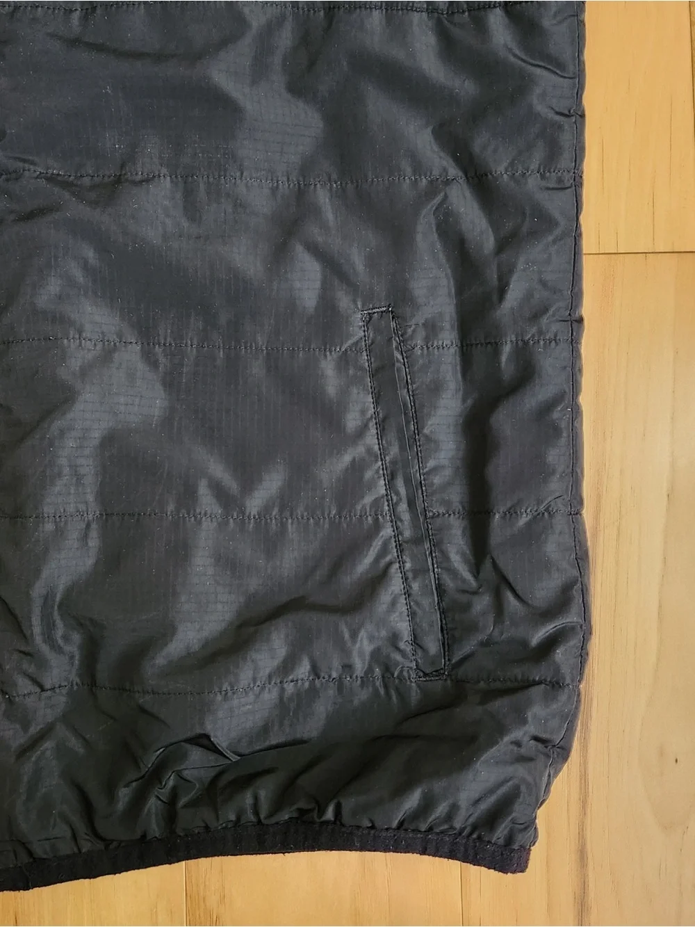 Vuori Sunday Insulated Hybrid Vest in Black